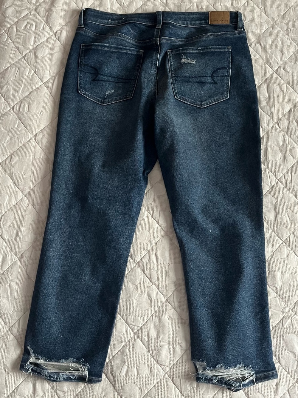American Eagle Tomgirl Dark Blue Distressed Jeans Size 8 - Picture 4 of 9